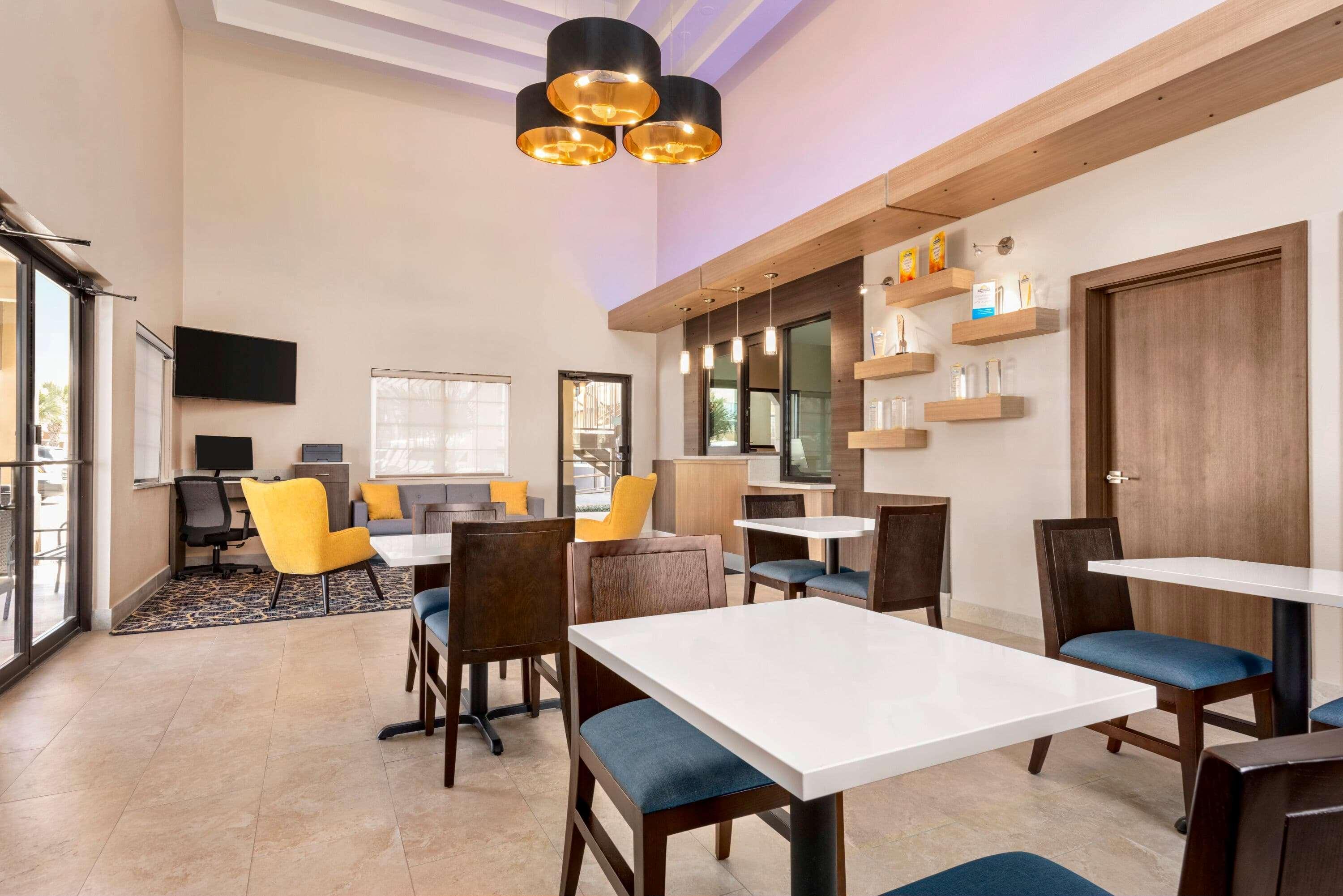 Days Inn & Suites By Wyndham Houston Hobby Airport Dış mekan fotoğraf