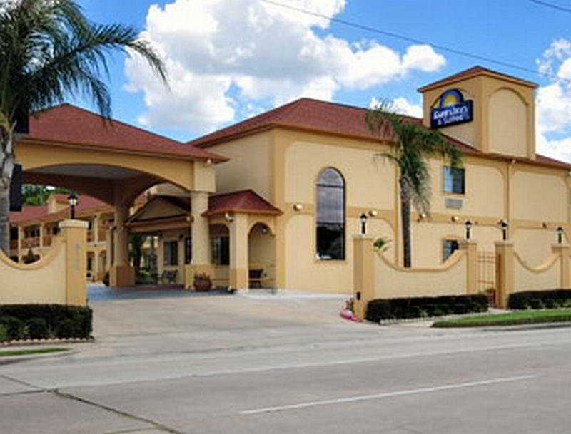 Days Inn & Suites By Wyndham Houston Hobby Airport Dış mekan fotoğraf